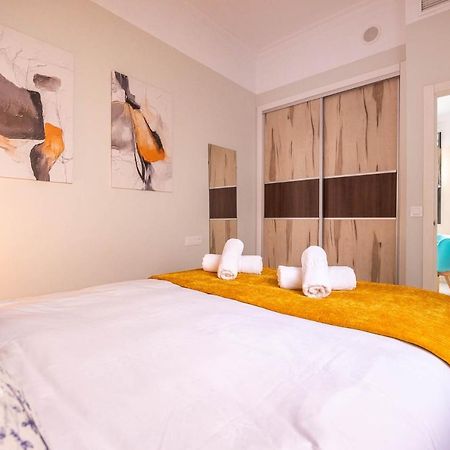 Slava Luxury Suite 塞维利亚 外观 照片