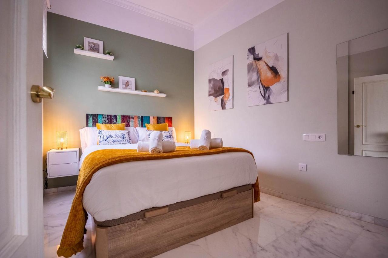 Slava Luxury Suite 塞维利亚 外观 照片